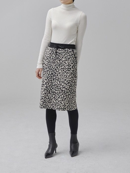 LEOPARD KNIT SKIRT (BLACK/WHITE)