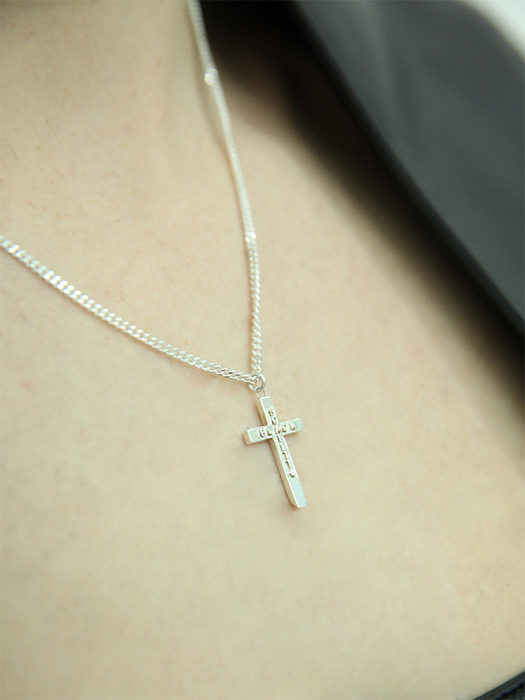SCB015 Lettering cross necklace