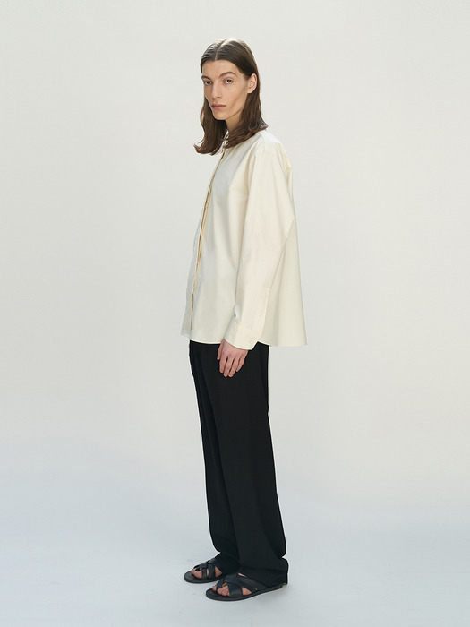 PLEATS STITCH SHIRTS IVORY