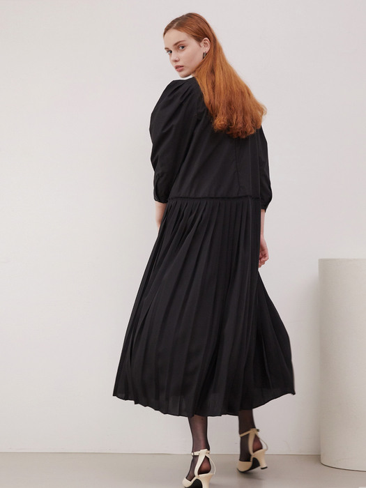 Volume sleeve pleats dress - Black