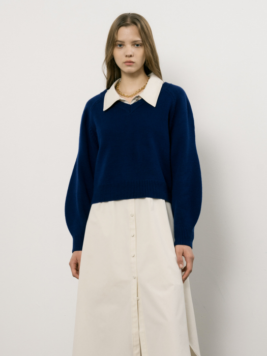 [20F/W UNTACT RUNWAY] Balloon v-neck pullover _ navy