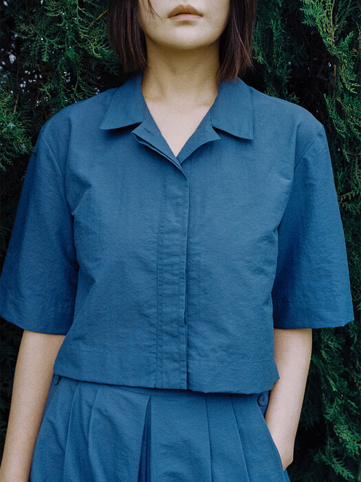 HALF SLEEVE CROPPED SHIRTS - DEEP BLUE