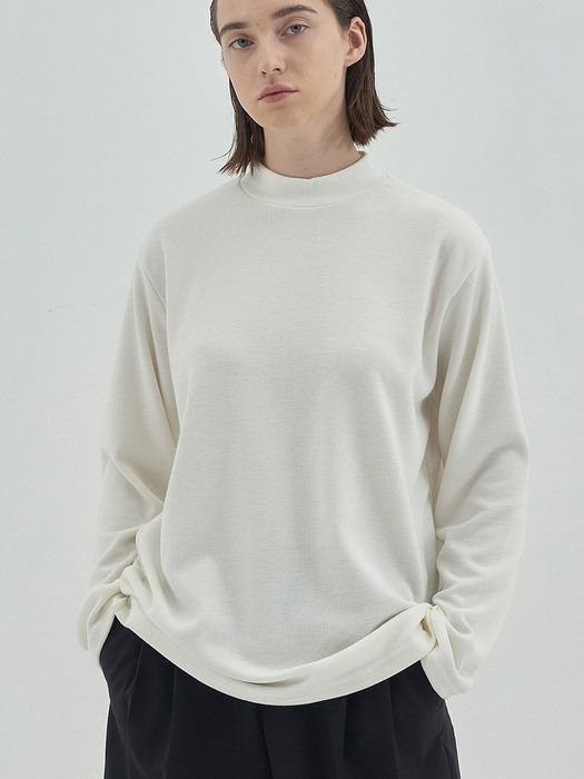 UNISEX STANDARD MOCKNECK KNIT WHITE