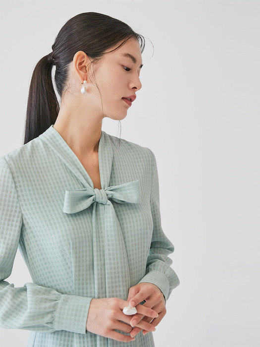 [미전시]KATE Ribbon tie long sleeve check dress (Mint)