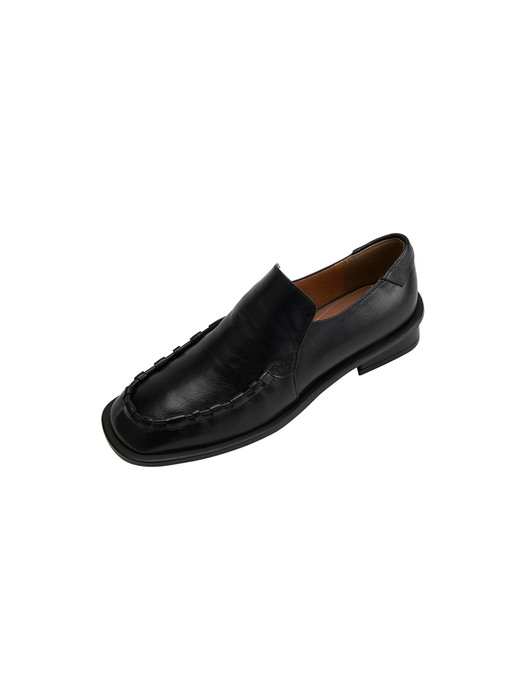 RN1-SH038 / Looped Loafers