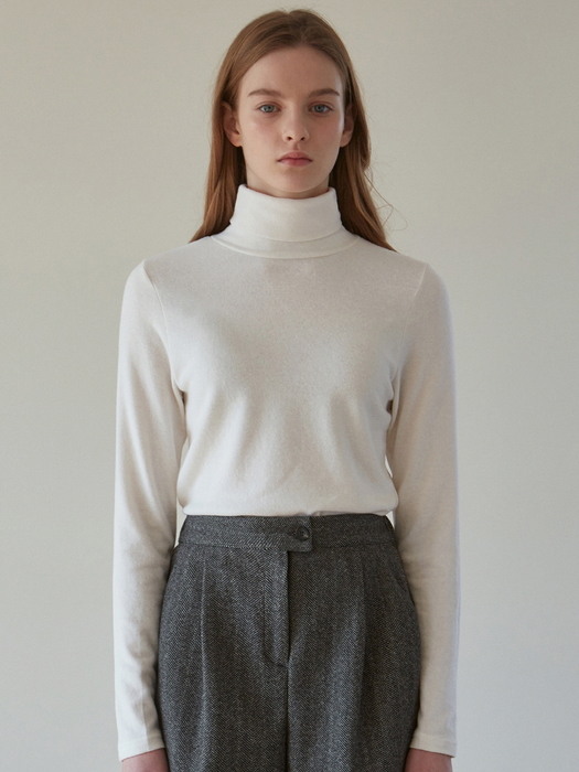 WARMER TURTLENECK TOP_BLACK