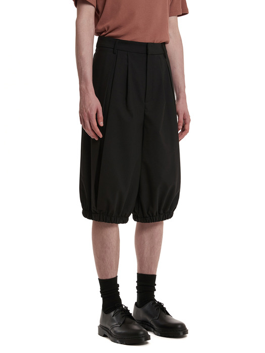 Ballooned Short_Black