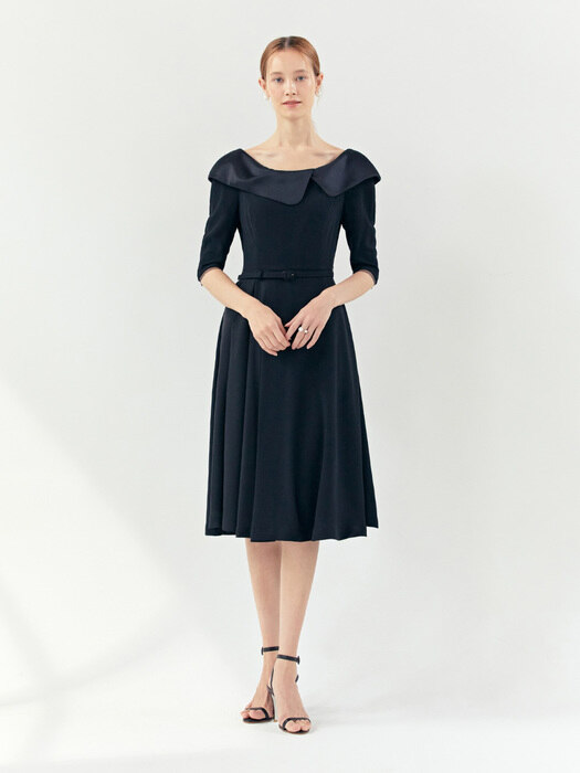 SANDRA Wide collar flared dress (Black)