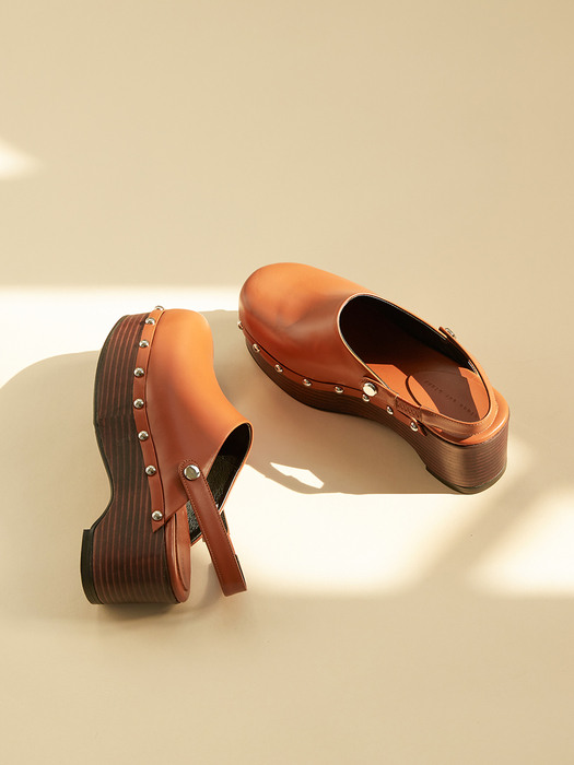 Zoe Clogs Leather Brown