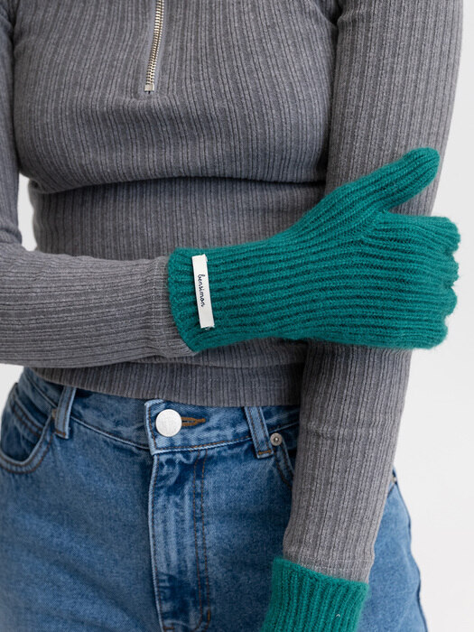 [22FW] FINGER HOLE GLOVES - GREEN