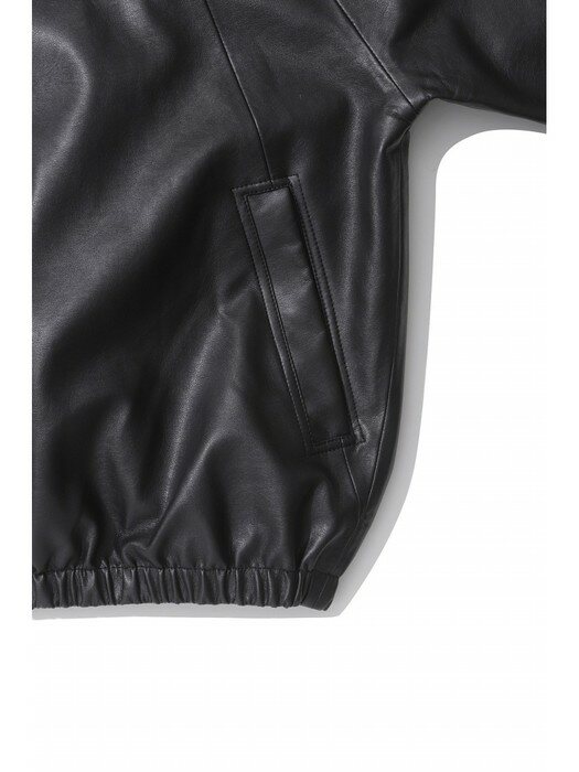 eco-leather hood jumper_CWUAS23211BKX