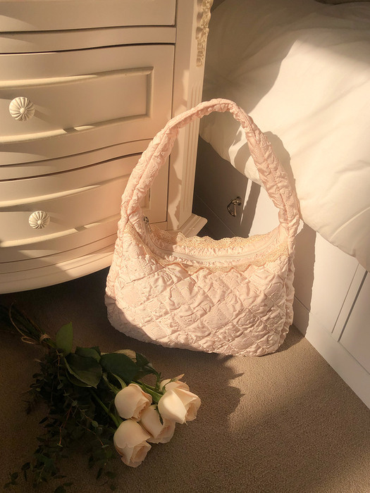 Quilted hobo bag - apricot