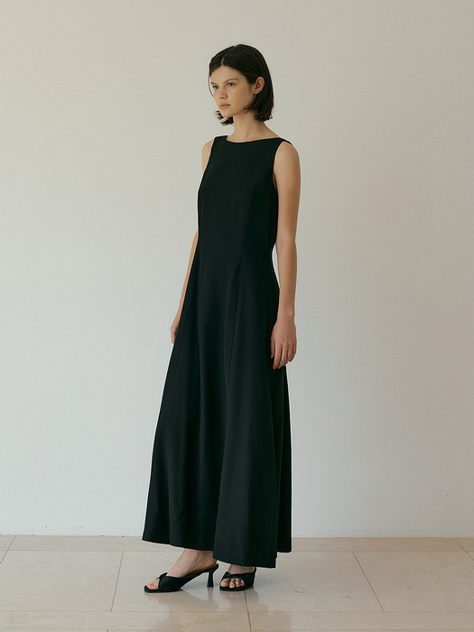 Silky tied maxi dress (black)