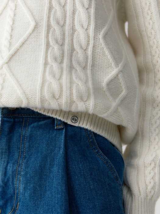 line cable knit - ivory