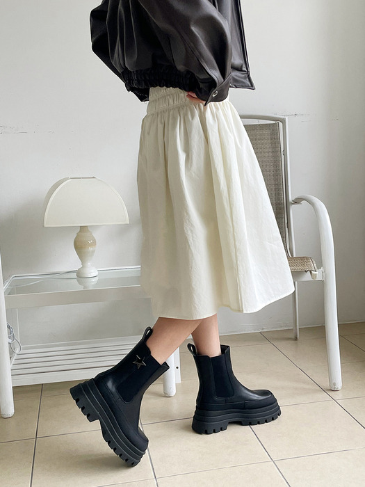IS_231507 The Star Chelsea Boots (Black)