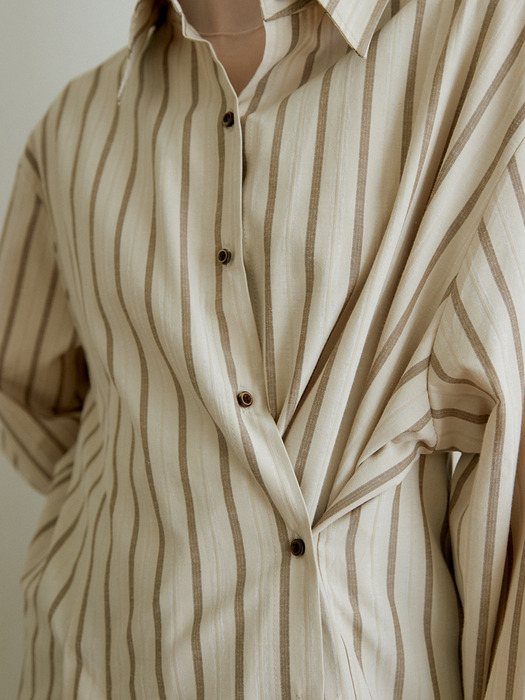 comos 1046 two-way stripe shirt (beige stripe)