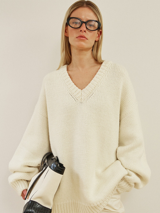 Lowell alpaca V-neck knit