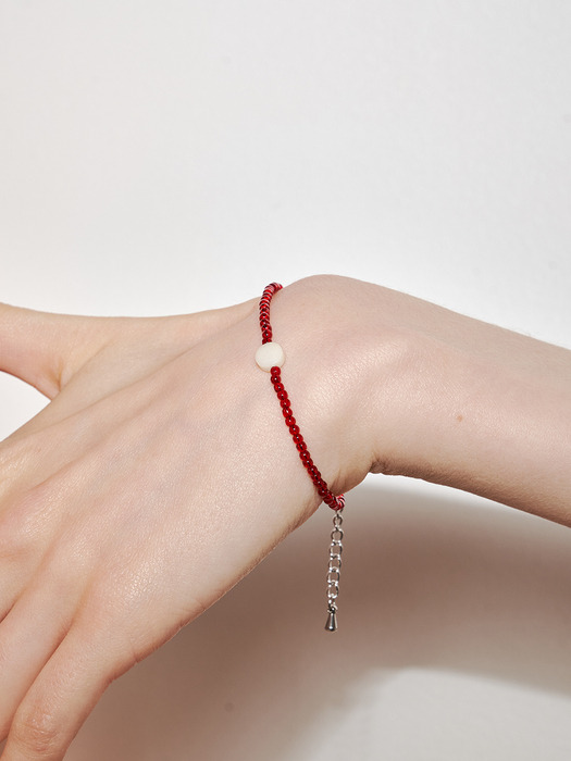 coral point bracelet