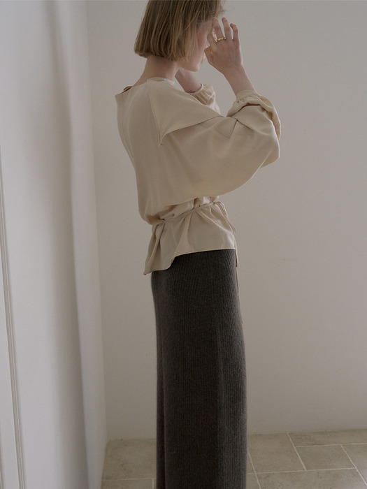 DRAPE WRAP BLOUSE_BEIGE