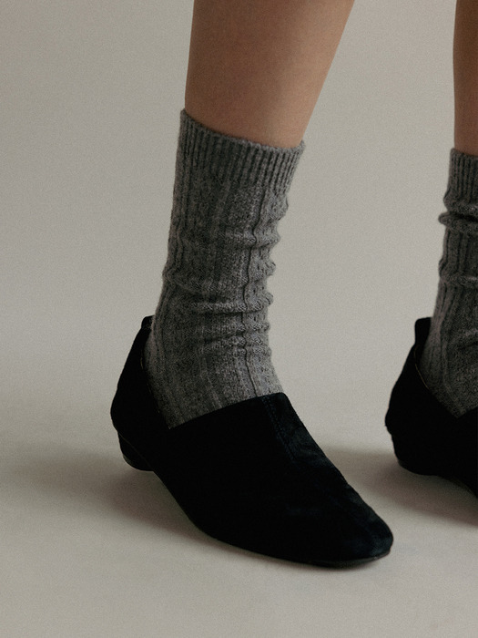 TOBY CABLE SOCKS (3colors)