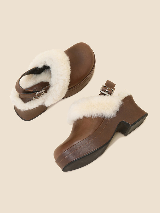 Fur clog snadal(brown)_DG2DW24701BRN