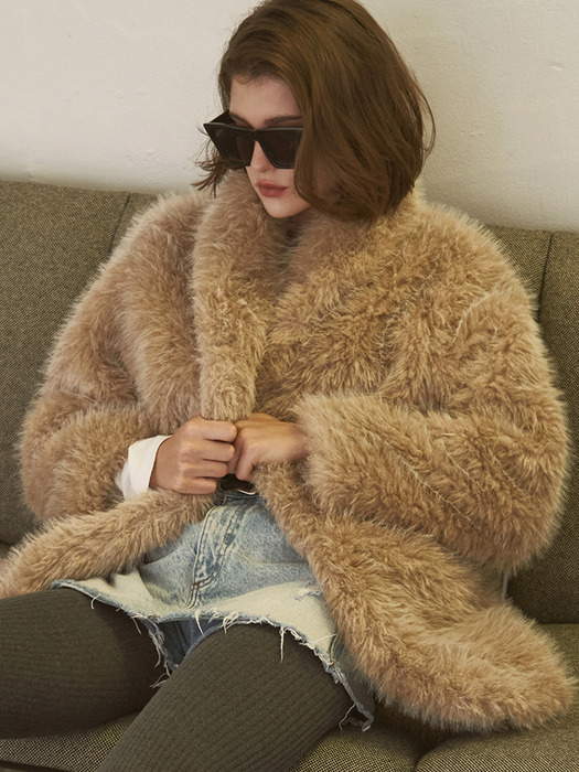 HAIRY SHAWL COLLAR  FUR COAT_ BEIGE