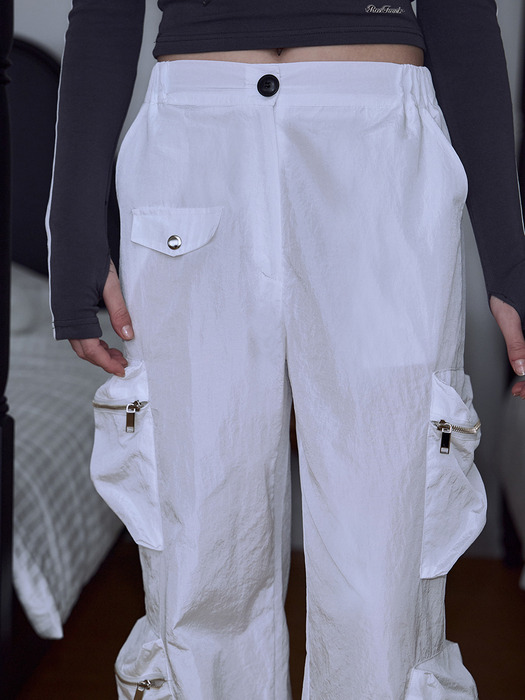 Two-way Nylon Pocket Pants [White]