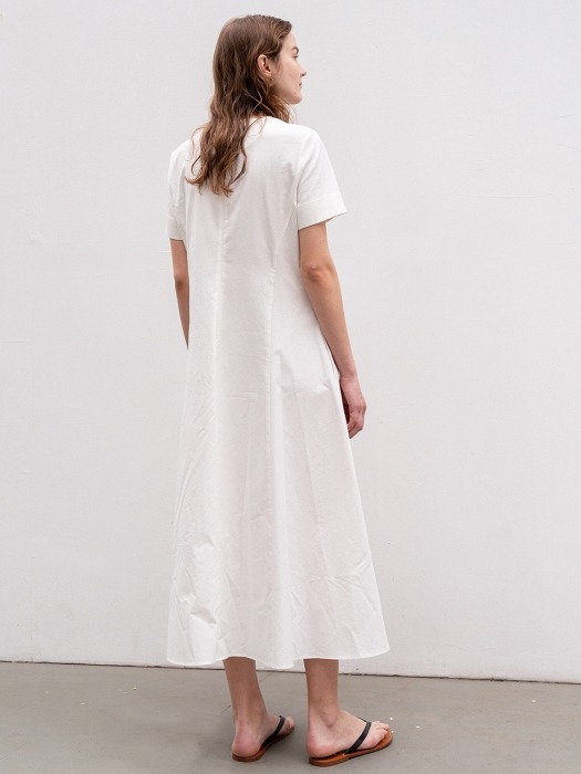 [ESSENTIAL]Square Line Dress White