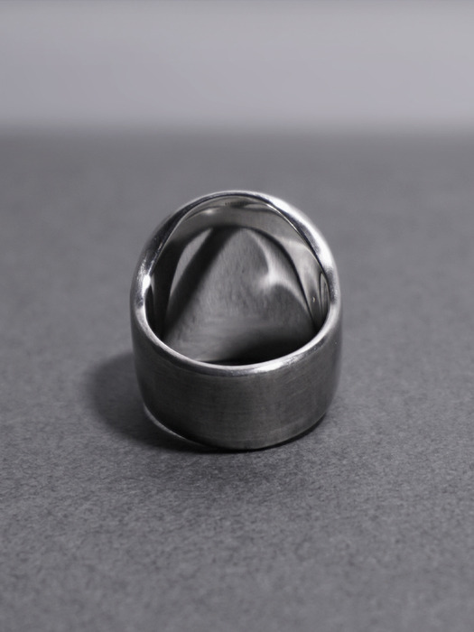 [DEVOURED] DONE FACE RING