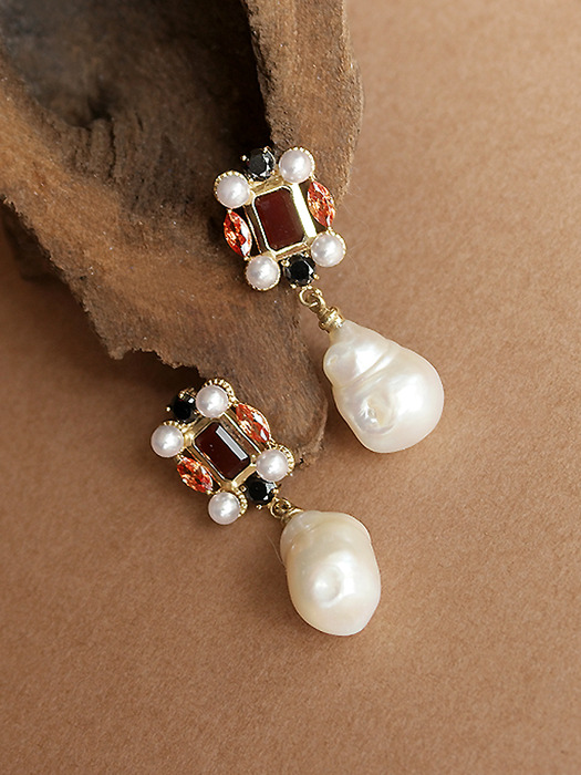 Vintage gemstone earrings (Red agate)