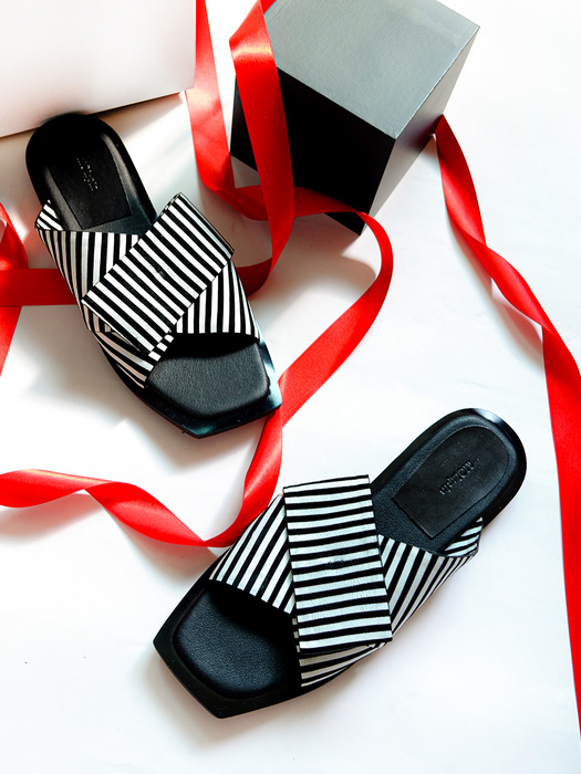 M_19VVD_SANDAL_STRIPE