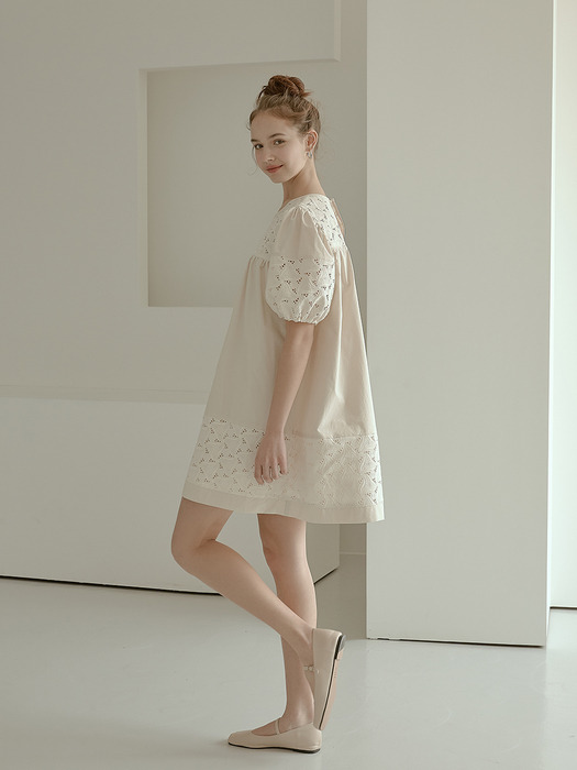 lacy round mini dress[cream]