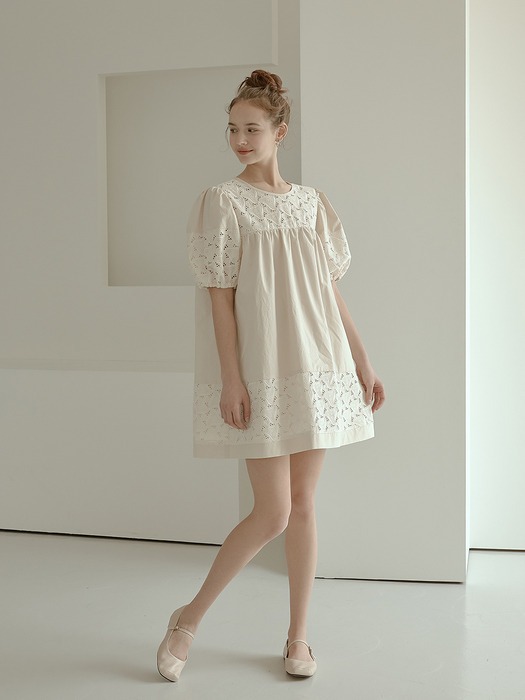 lacy round mini dress[cream]