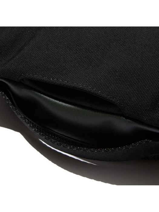 leather round fanny pack_CABAX19521GRX