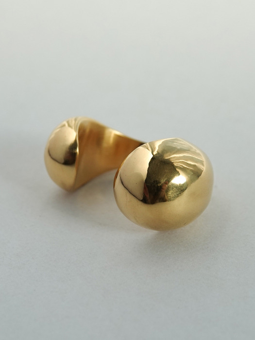 Curve Ring_ Gold