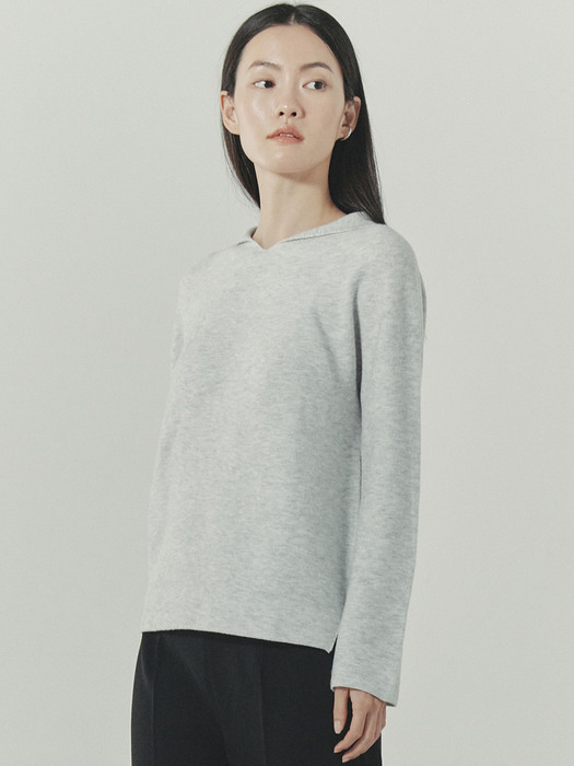 CO OPEN COLLAR KNIT TOP_GREY