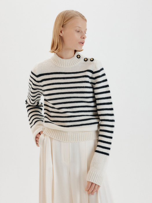 TRIPE Stripe Knit Pullover - Ivory/Black