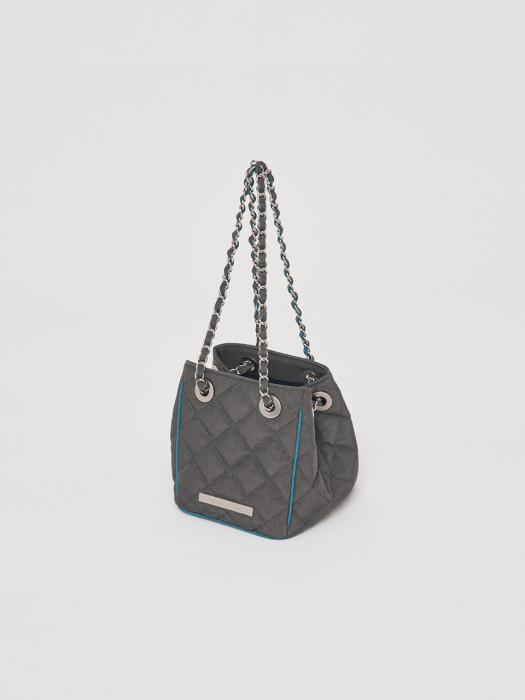 MINI QUILTING BUCKET BAG IN GREY