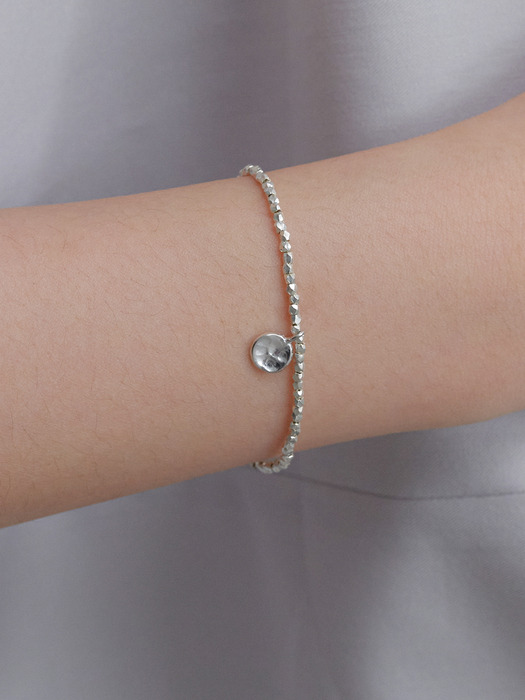 Pebble bracelet