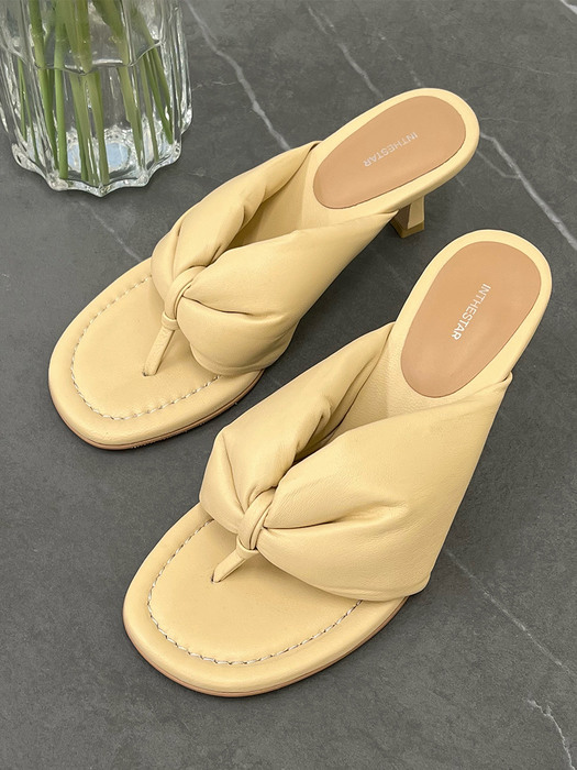 IS_221354 Cushion Ribbon Sandals_6cm (Butter)