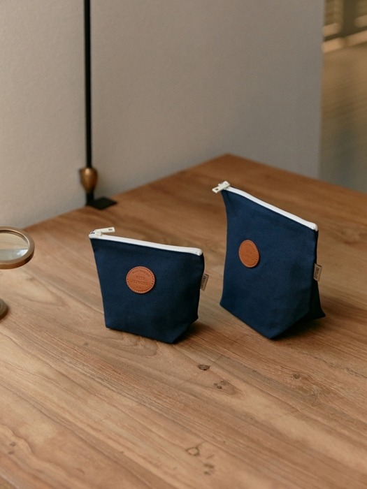 leather patch bun pouch - navy (M)