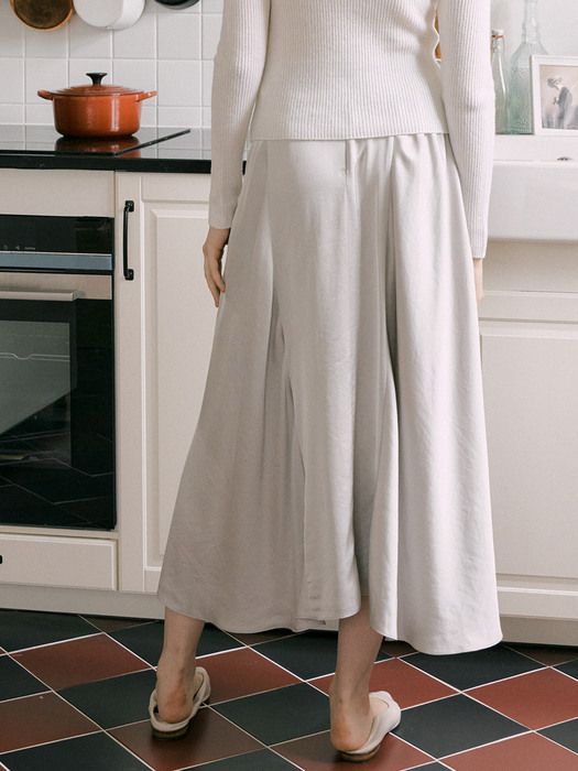 monts 1510 unbalnce satin long skirt (light kaki)