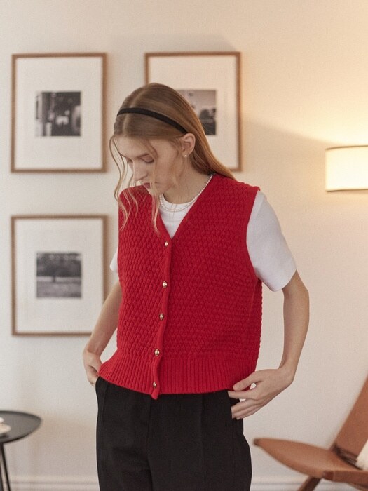 Tweed Goldish Knit Vest - Red