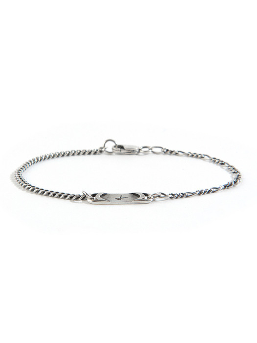 SEWN SWEN SILVER HALF CURB CHAIN BRACELET