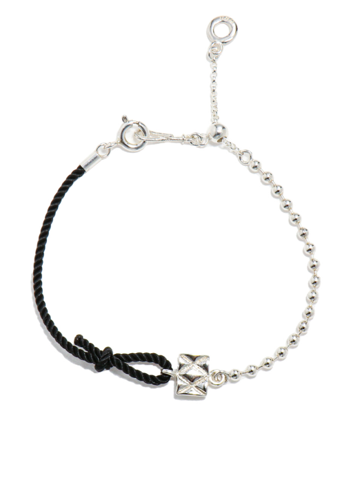 Motif Black Cord Silver Bracelet Ib269[Silver]