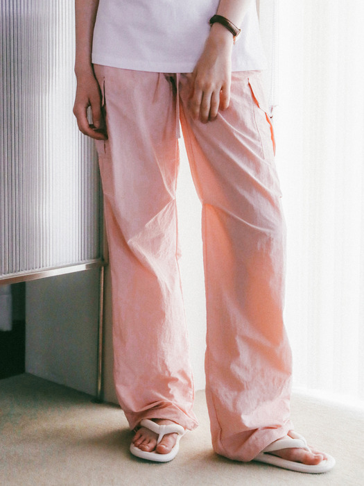 String Cargo Sharing Jogger Pants pink