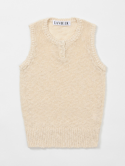 Button sleeveless knit (Light beige)