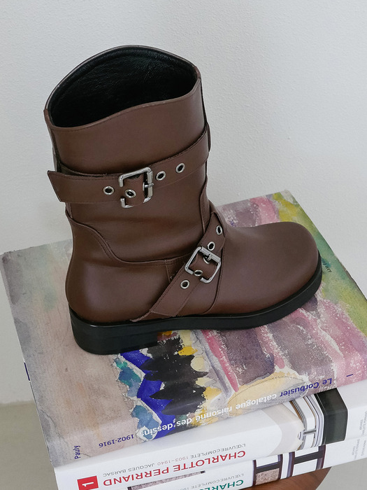 Mrc092 Nickel Middle Boots (Brown)
