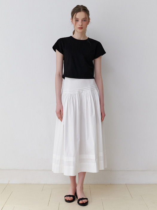 Powder pintuck skirt (white)