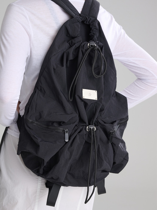 LIGHT STREET BACKPACK [BLACK]